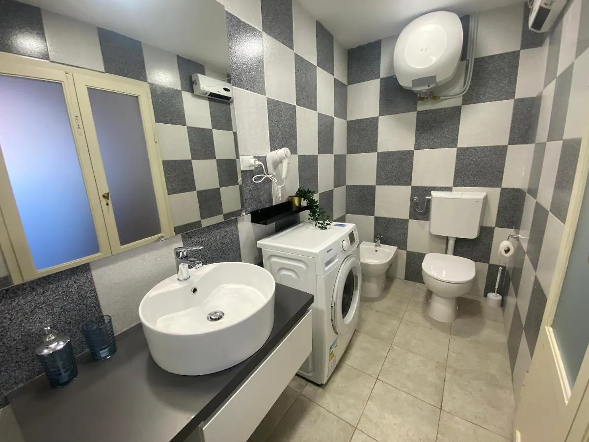 Cactus Suite Pisa Italy
